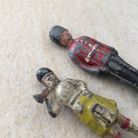 lead figure / 衛兵フィギュリン 英国の鉄のおもちゃ