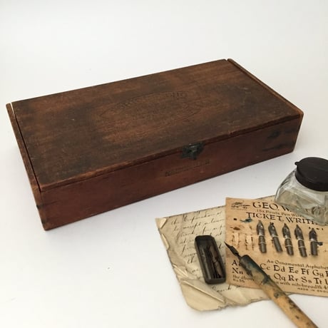 wooden box / アンティーク木箱
