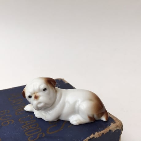 dog figure / wadeドッグフィギュリン