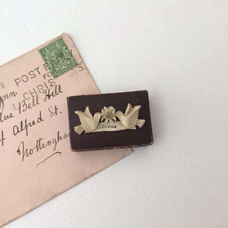 ivory bird brooch /　アンティークアイボリーバードブローチ