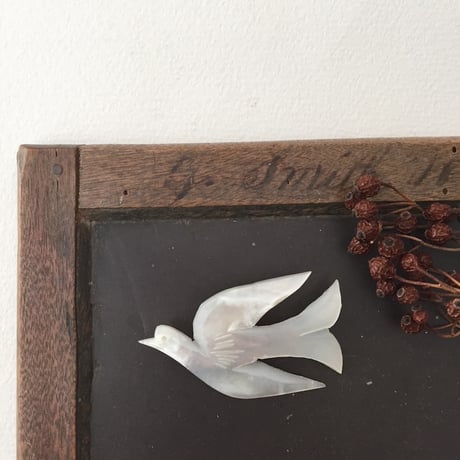 bird brooch / アンティークシェルバードブローチ