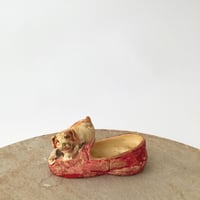 dog figure / アンティーク犬と靴のフィギュリン