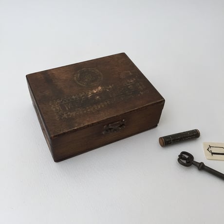 wooden box / アンティーク木箱