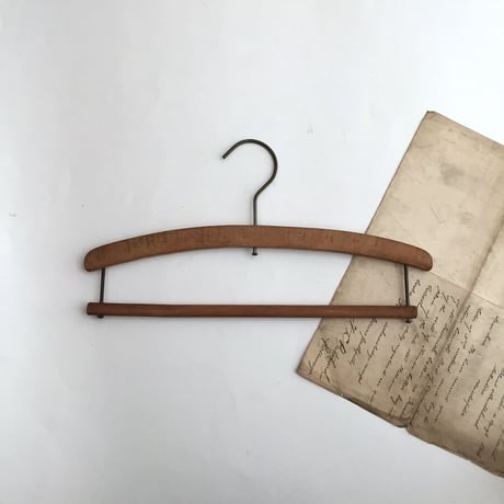 kids hanger　アンティークハンガー　木製バー付きハンガー  レトロ