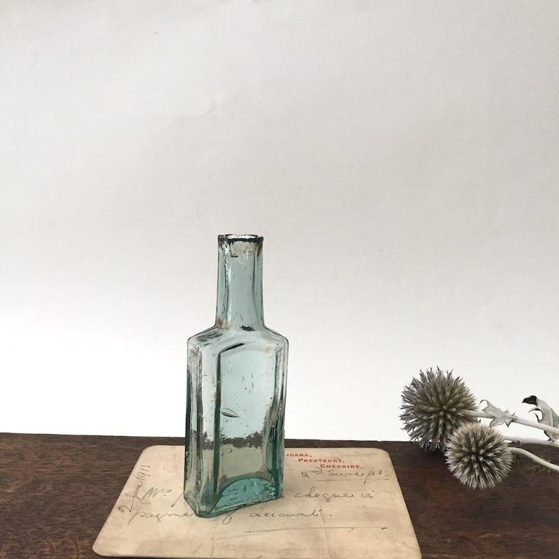 bottle / アンティークイギリスガラスボトル | cocon