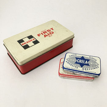 first aid kit / ヴィンテージファーストエイド缶 | cocon