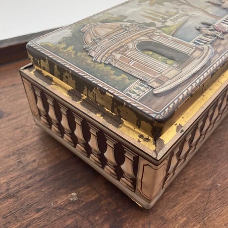 biscuit tin ヴィンテージクッキー缶　アンティーク缶