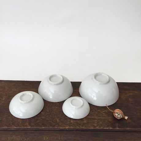 入れ子の白磁の器 / アンティークミニボウル