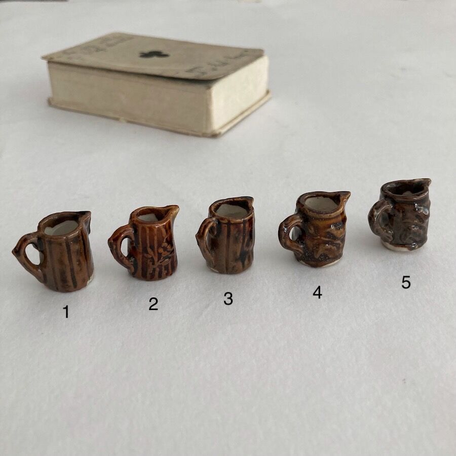 mini jug アンティークミニチュア食器 ドールハウス アンティーク