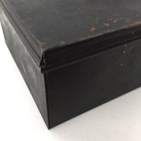 first aid tin / アンティークファーストエイド缶　救急箱