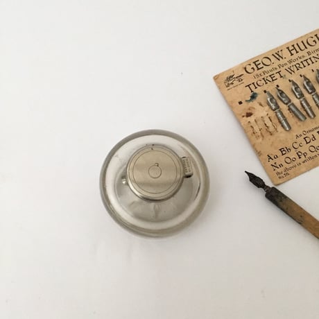ink bottle / アンティークガラスインクボトル