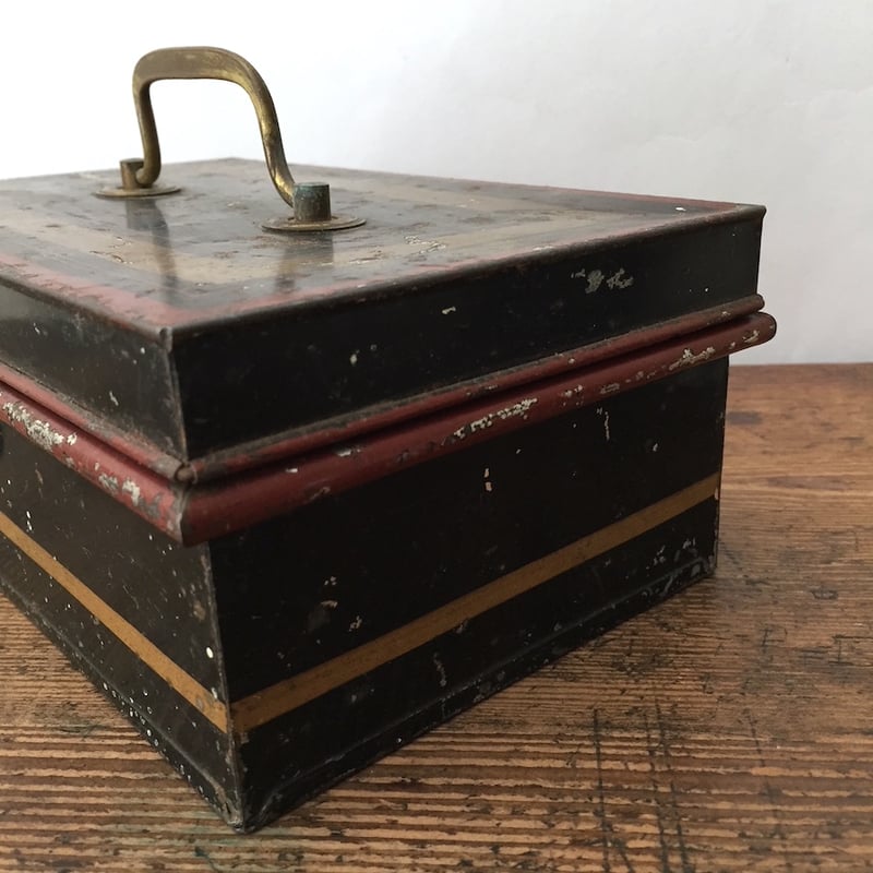 cash box / アンティークメタルキャッシュボックス | cocon