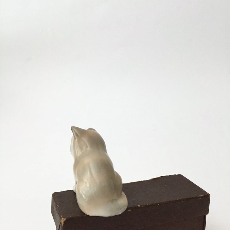 cat figure / アンティーク猫おきもの | cocon