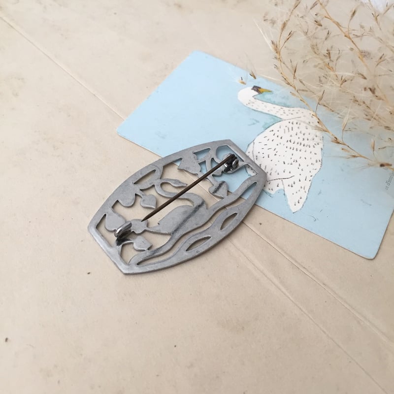 swan brooch / アンティークスワンブローチ | cocon