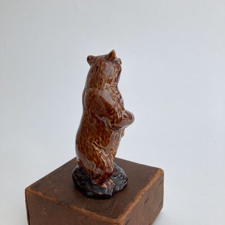 bear figure / 陶器のくま