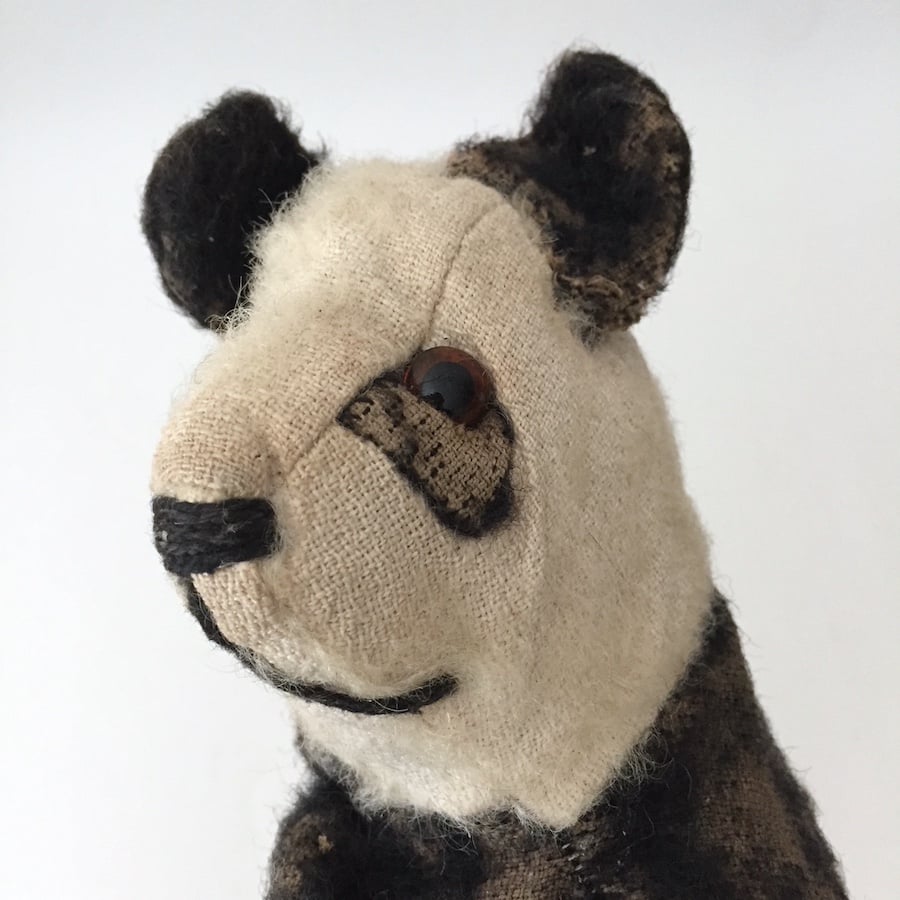stuffed panda / アンティークパンダのぬいぐるみ | cocon