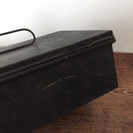 first aid tin / アンティークファーストエイド缶　救急箱