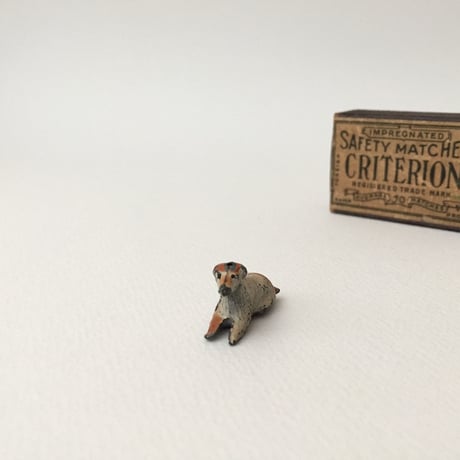 swan lead figure / 鉄の犬のフィギュリン