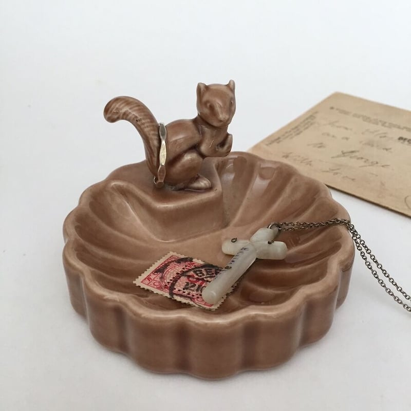 英国　WADE 窯　猫　フィギュリン　ウェイド　リングホルダー　小物入 英国 WADE 窯 猫 フィギュリン ウェイド リングホルダー 小物入