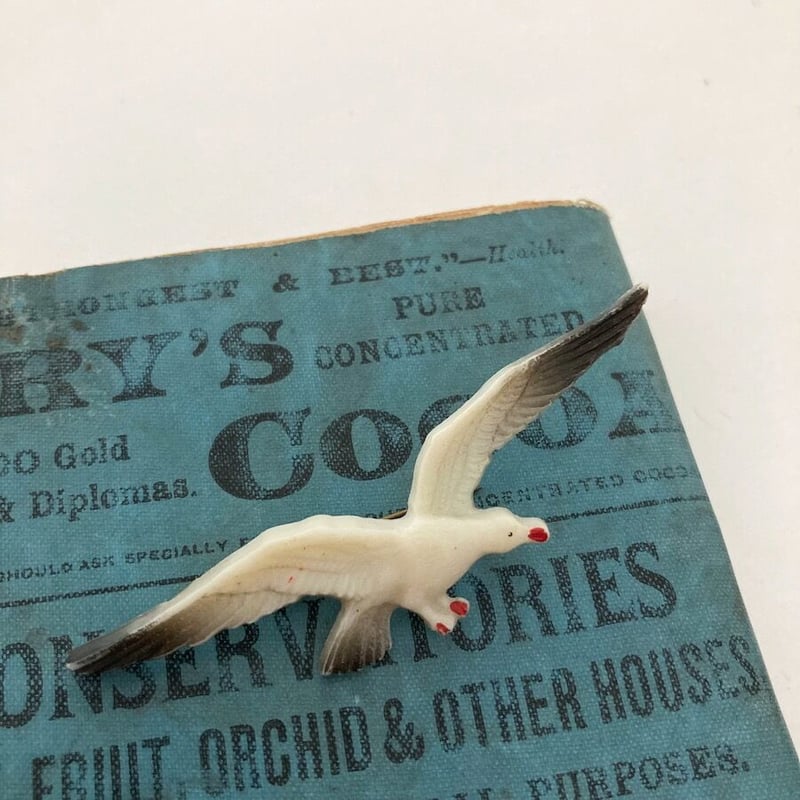 bird brooch アンティークバードブローチ 鳥ブローチ セルロイド | cocon