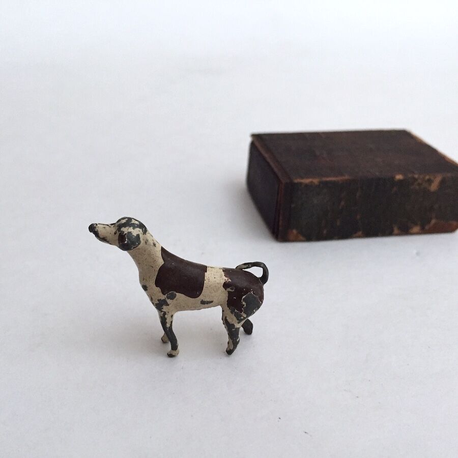 dog lead figure 鉄の犬ドッグのフィギュア 動物フィギュリン | cocon