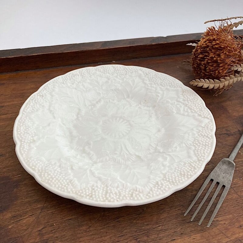 wedgwood plate ウェッジウッド フラワーレリーフ ミモザ エンボス | cocon