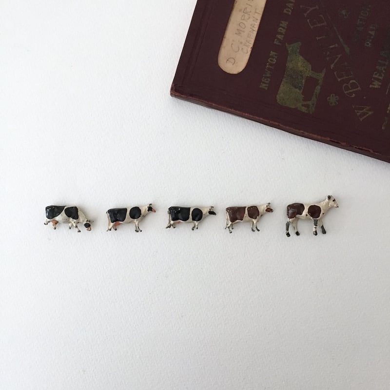 lead cow figure / 鉄の動物牛のおもちゃフィギュリン | cocon