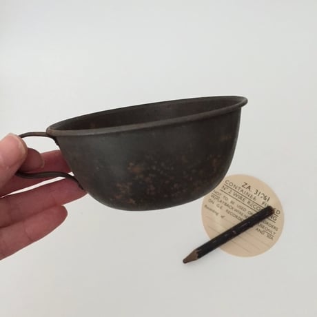 mug tin / アンティークブリキのマグカップ ハンドル付き