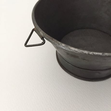 sifter / アンティーク片手ブリキのシフター粉ふるい