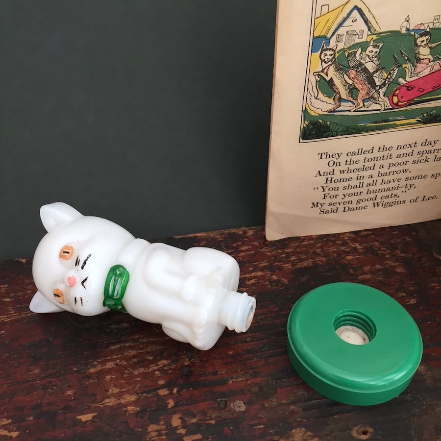 white catbottle /アンティーク白猫ガラスボトル ねこ香水びん | cocon