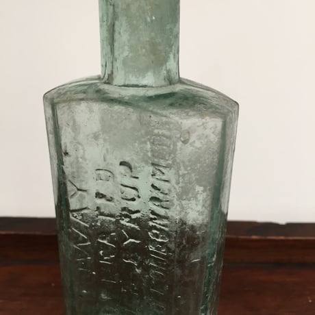 bottle / アンティークイギリスガラス薬品ボトル