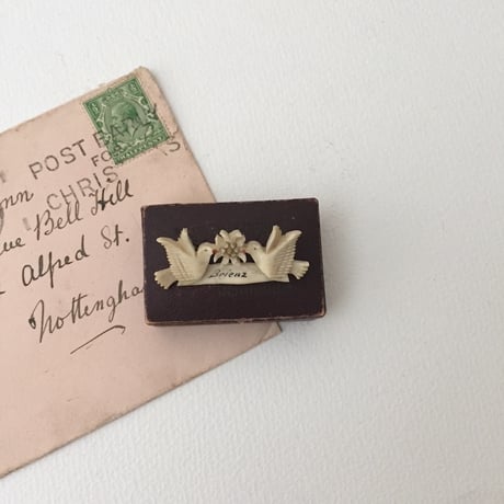 ivory bird brooch /　アンティークアイボリーバードブローチ