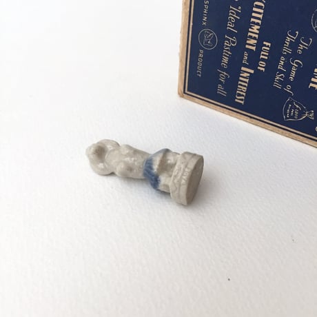 poodle figure / wadeプードルのフィギュリン