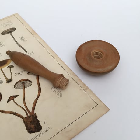 darning mushroom /  アンティークダーニングマッシュルーム