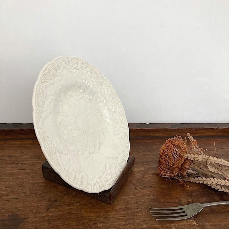 wedgwood plate ウェッジウッド フラワーレリーフ ミモザ エンボス | cocon