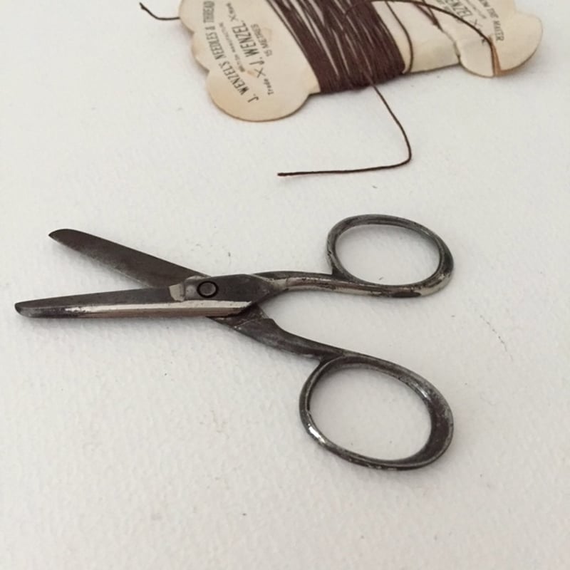 scissors / アンティークシェフィールド小さなハサミ | cocon
