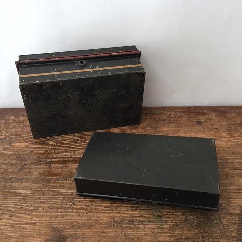 cash box / アンティークメタルキャッシュボックス | cocon