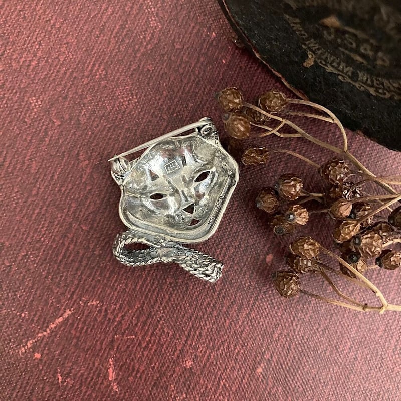cat brooch アンティークねこブローチ シルバーキャットブローチ cat brooch アンティークねこブローチ シルバーキャットブローチ