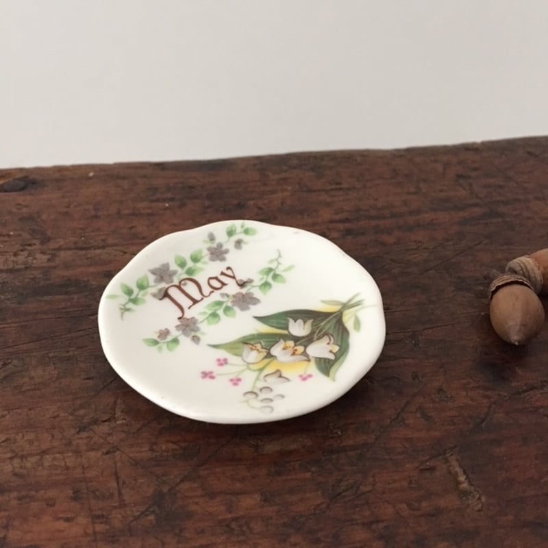 mini plate / アンティークスズランミニプレート | cocon