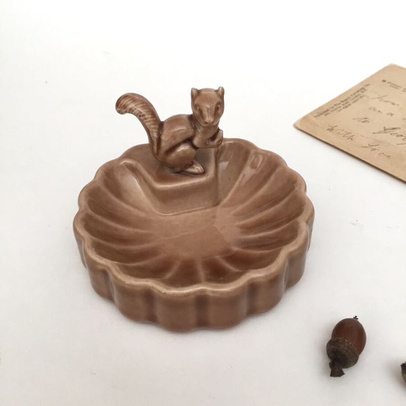 squirrel object リスの小物入れ 灰皿 動物 wade ウェイド | cocon squirrel object リスの小物入れ 灰皿 動物 wade ウェイド | cocon