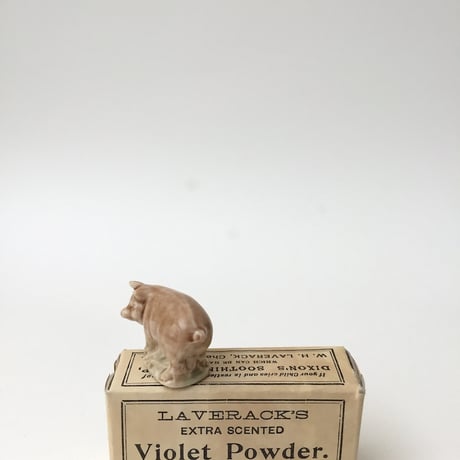 pig figure / wadeブタのフィギュリン