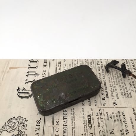 mini tin / アンティーク仕切りブリキ缶
