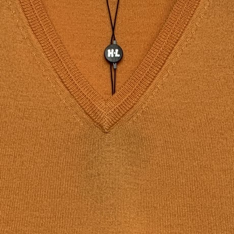 キャッシュウール　ウォッシャブル　Vネックセーター　レッド＆オレンジ