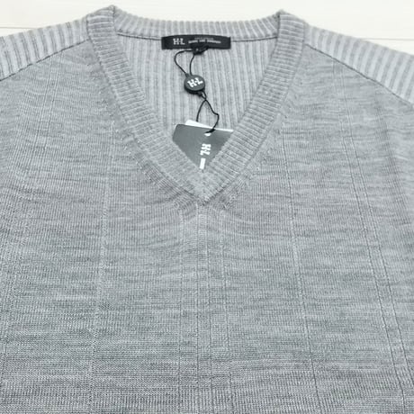 〇【洗濯OK／ウーステッドウール】　12ゲージ　針抜きプレーティング　Vネックセーター　3色