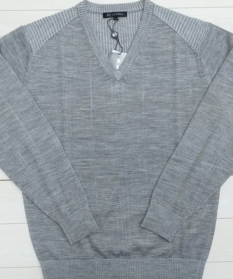 【洗濯OK／ウーステッドウール】　12ゲージ　針抜きプレーティング　Vネックセーター　3色