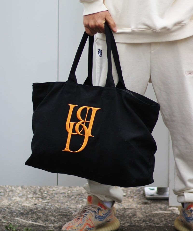 U/B 3D Embro Tote Bag | UBRND.