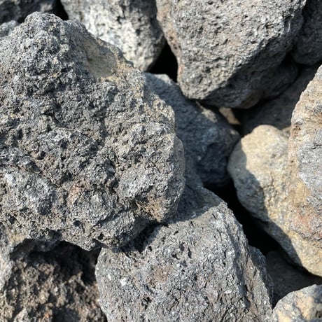 阿蘇山溶岩石　小18kgセット