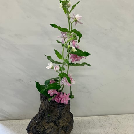 阿蘇熔岩石の花瓶