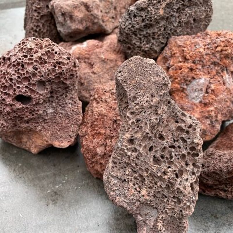 巨大な岩 天然 17kg 溶岩石 巨大な岩 天然 17kg 溶岩石 - メルカリ