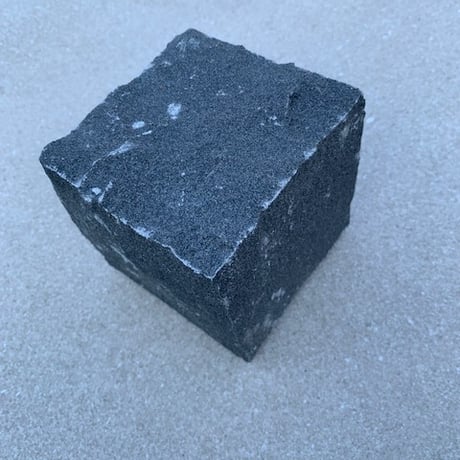 ピンコロ1丁　ベトナム産バサルト（黒）　10個セット